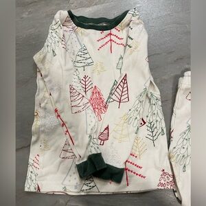 Burt's Bees Christmas pajamas